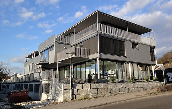Neubau Wohn- und Gewerbehaus